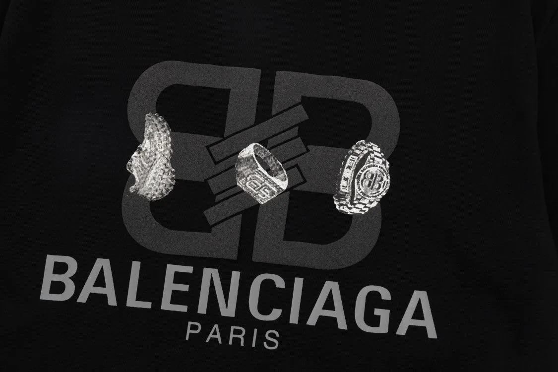 Certainly! Heres an optimized title for a Balenciaga T-shirt with modifiers:

Mens Balenciaga Logo Print Cotton T-Shirt - Designer Casual Wear

This title includes the target audience (mens), key feature (logo print), material (cotton), and a description of the style (designer casual wear), which all help in optimizing for search and appealing to potential buyers.