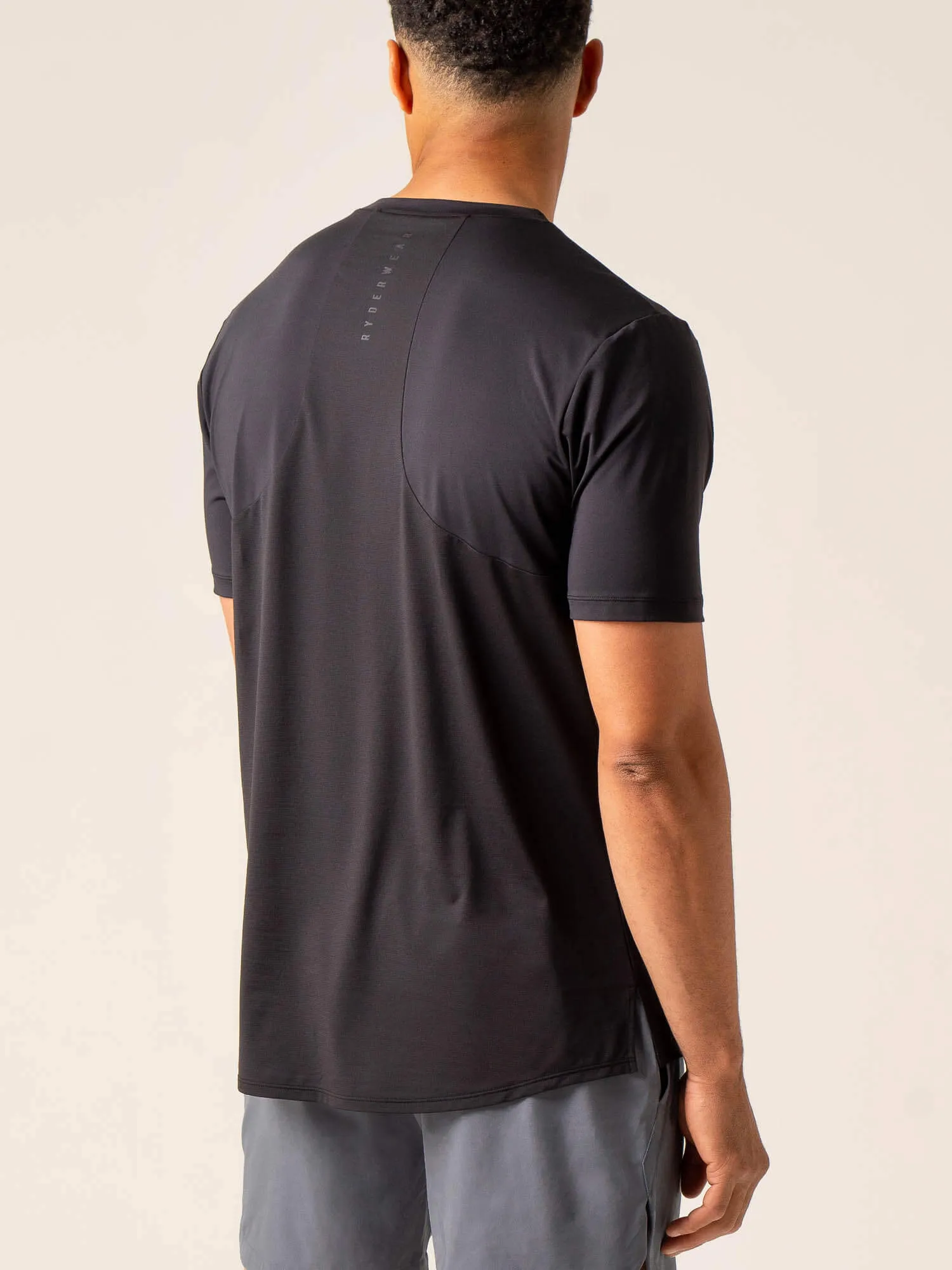 Dynamic T-Shirt - Black