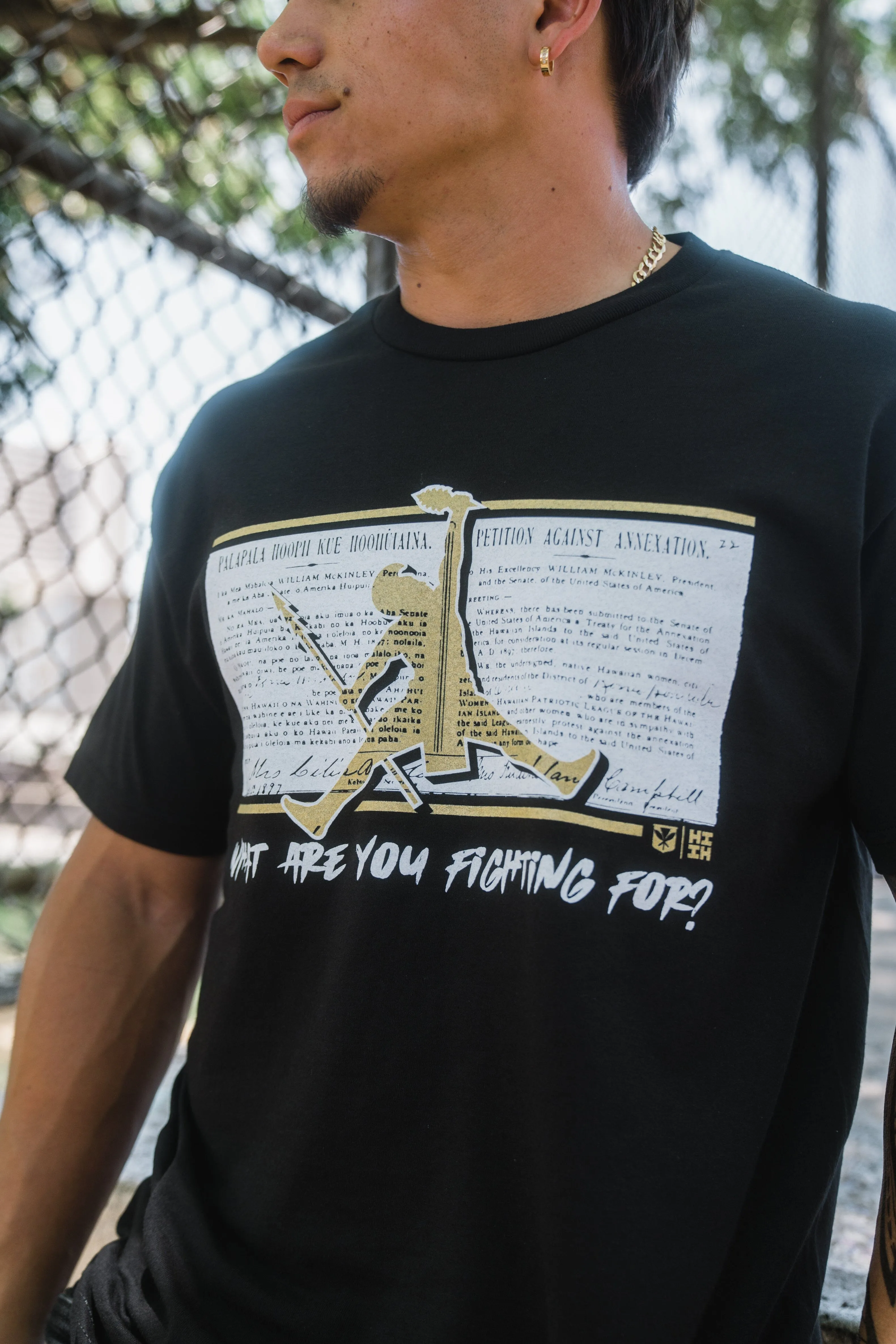 FIGHTING GOLD T-SHIRT