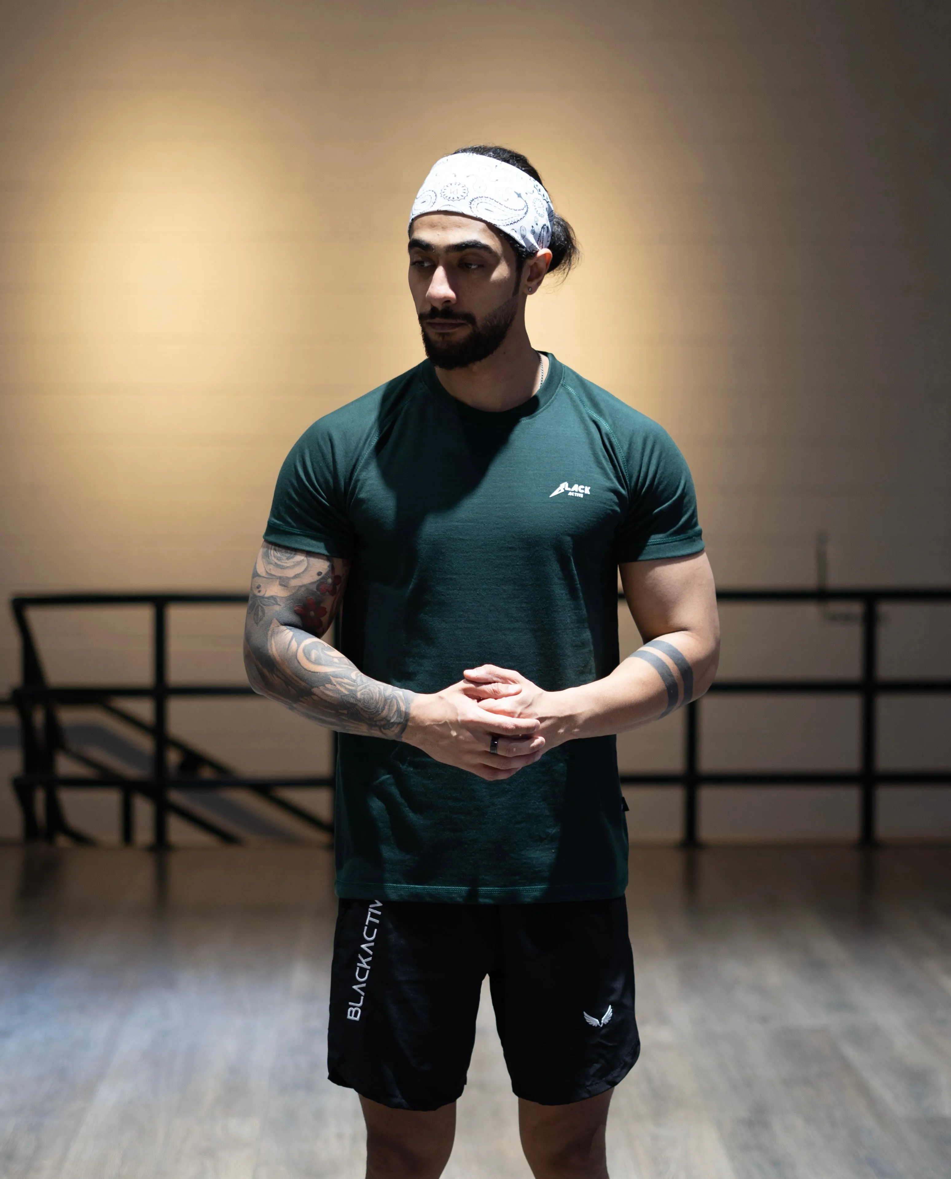 MUSCLE FIT T-SHIRT