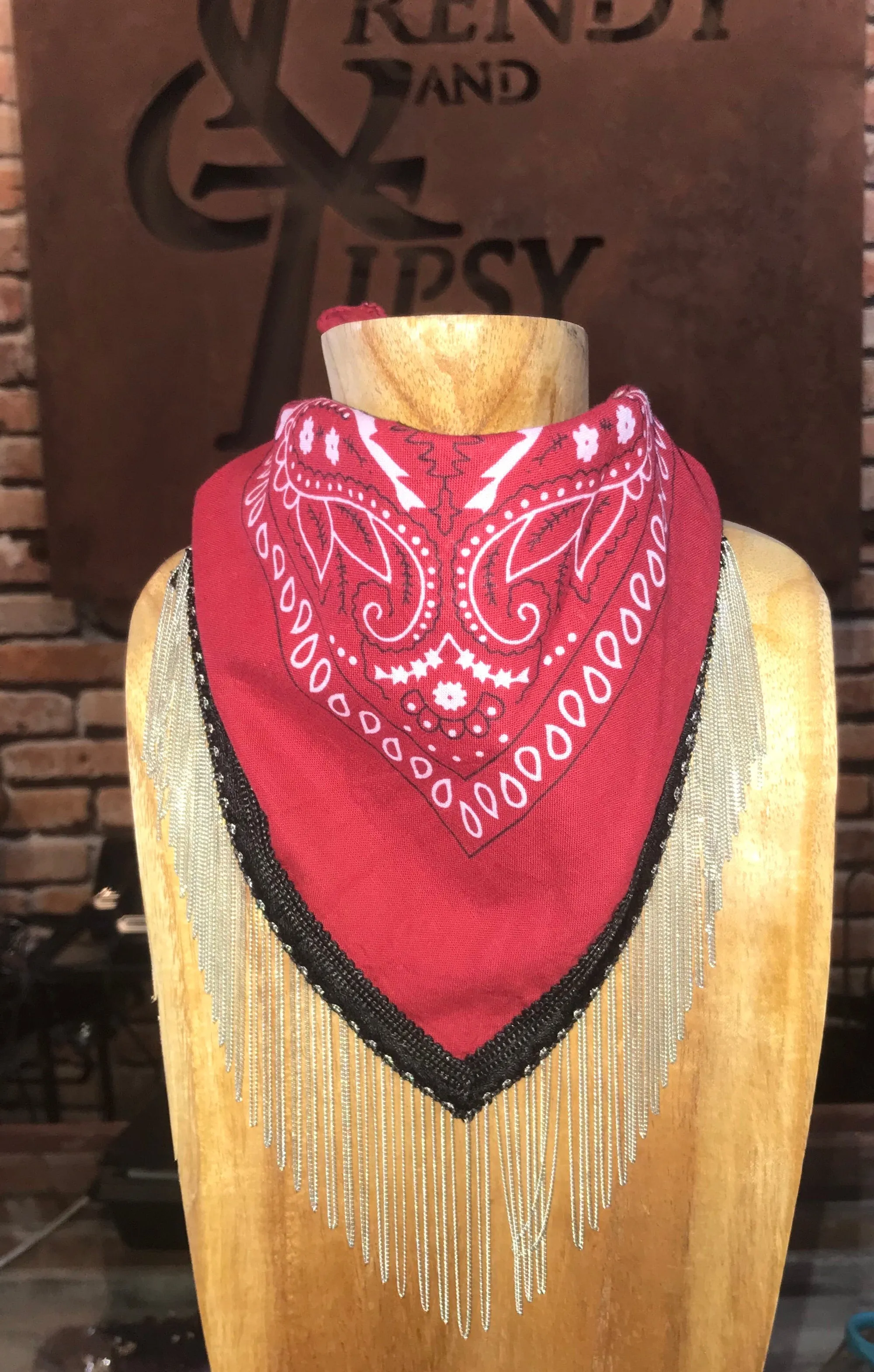 T&T Chain Bandana